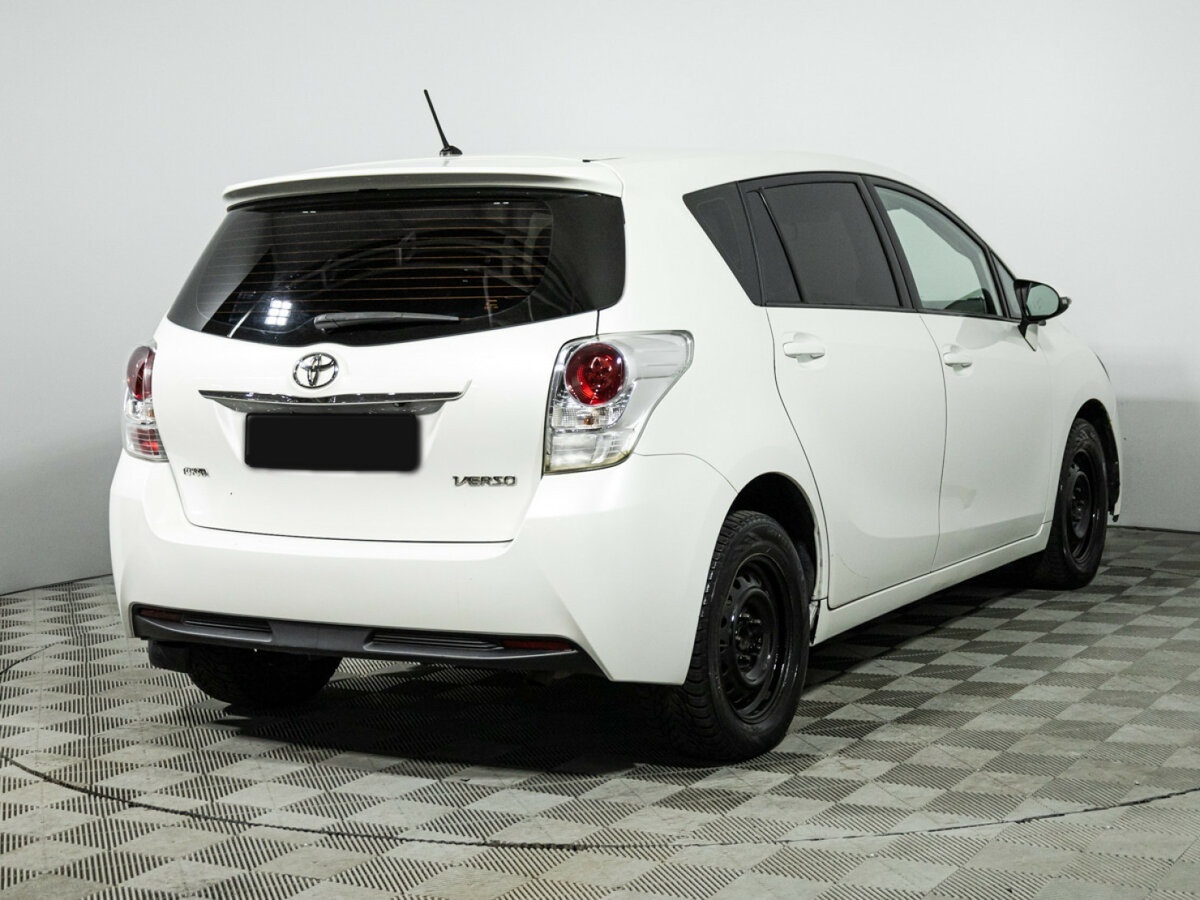 Toyota Verso 2013 года с пробегом. Фото: #4