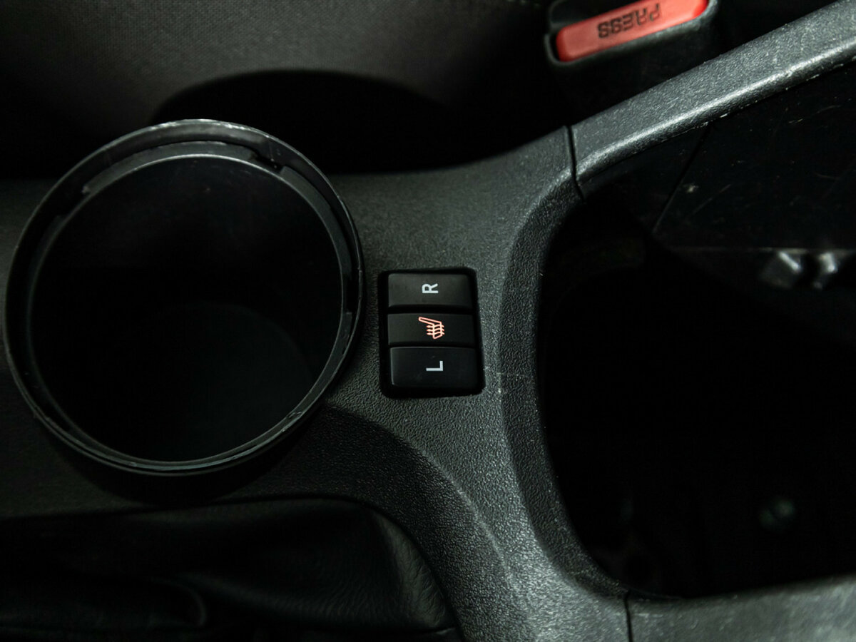 Toyota Verso 2013 года с пробегом. Фото: #16