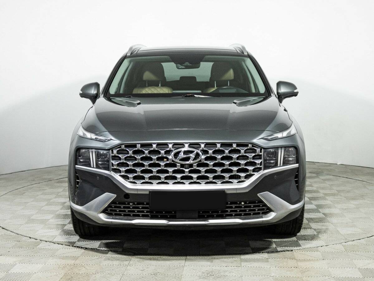 Hyundai Santa Fe 2021 года с пробегом. Фото: #1