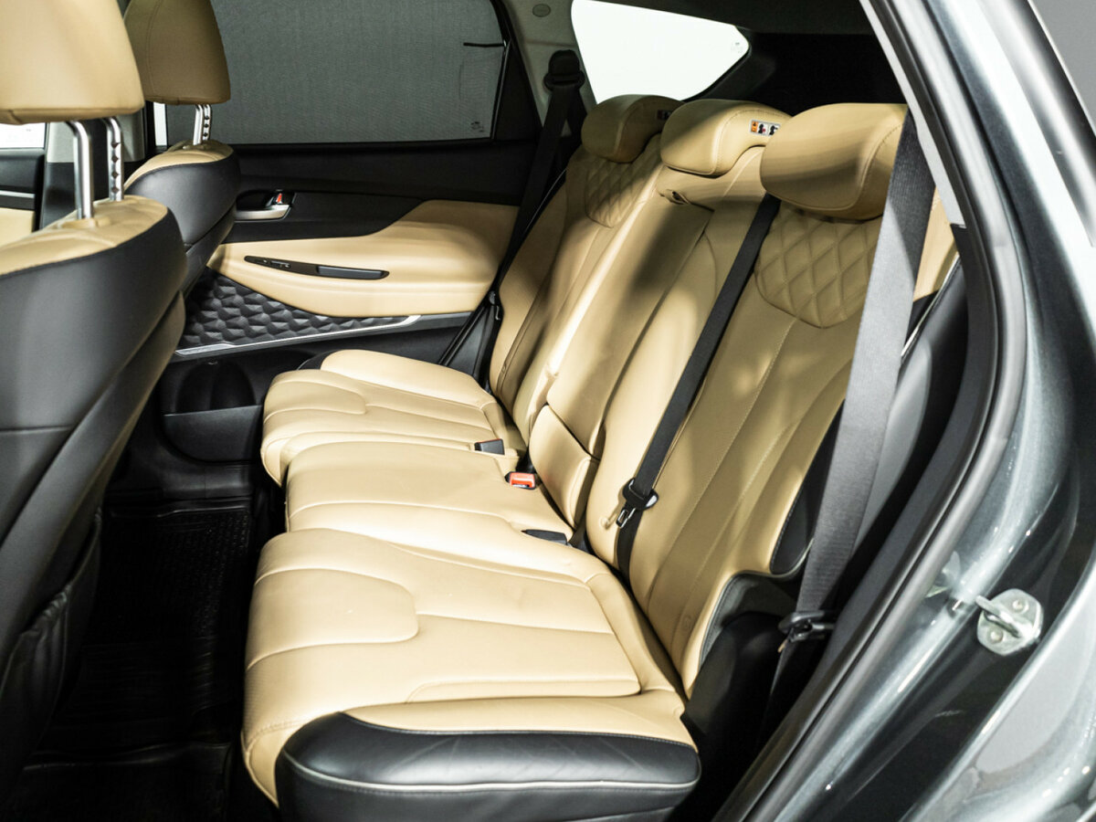 Hyundai Santa Fe 2021 года с пробегом. Фото: #9