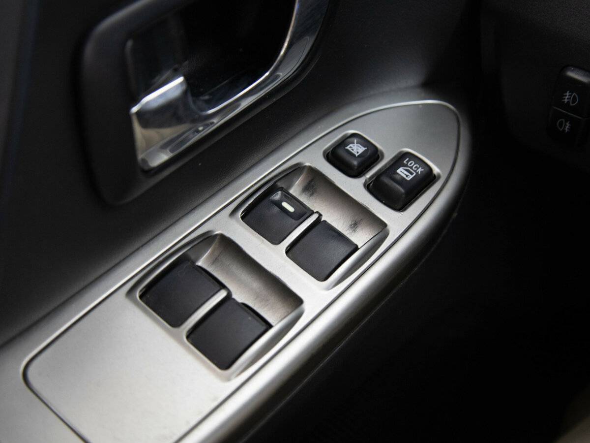 Mitsubishi Pajero 2013 года с пробегом. Фото: #15