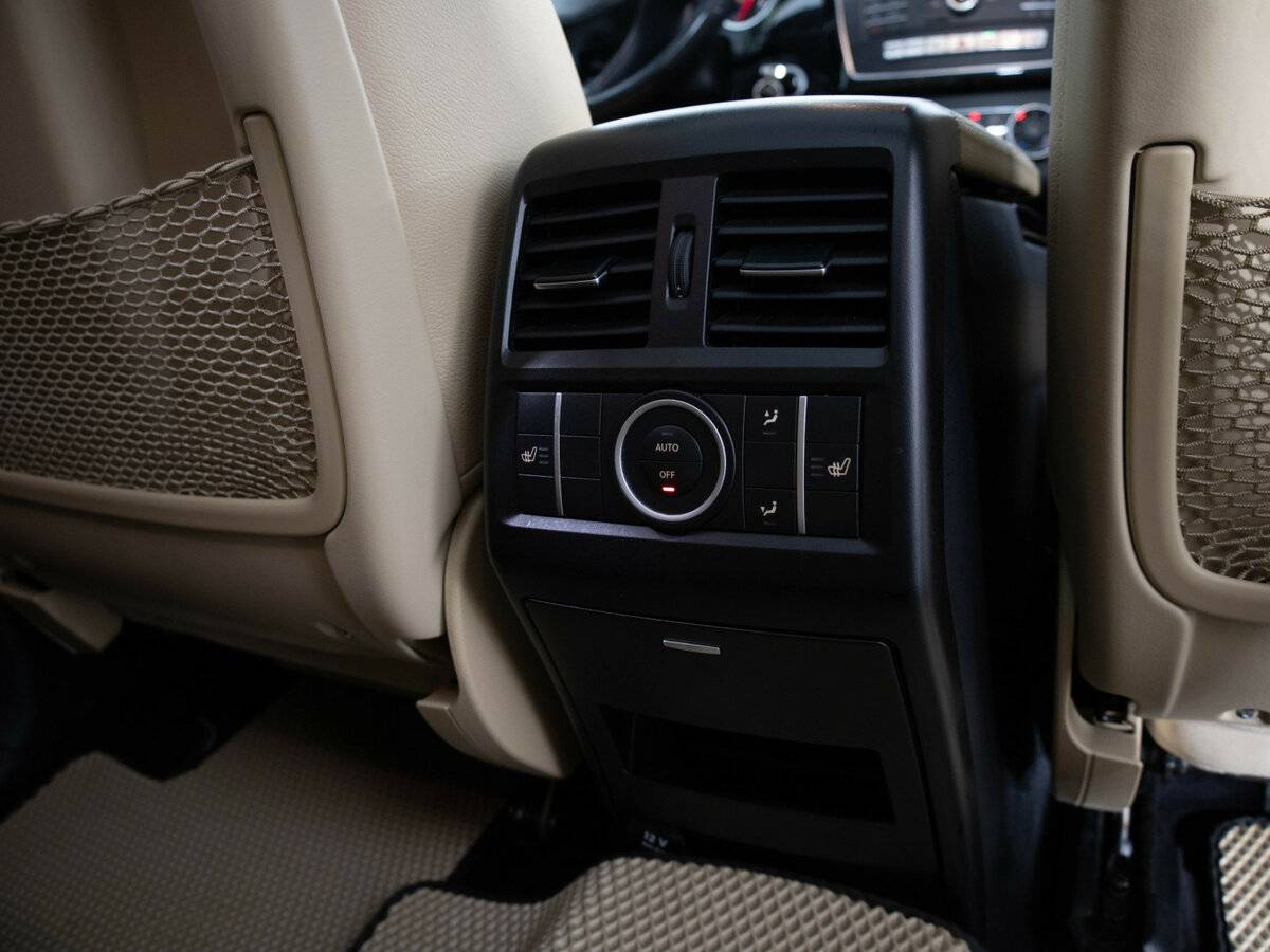 Mercedes-Benz GLS 2016 года с пробегом. Фото: #25