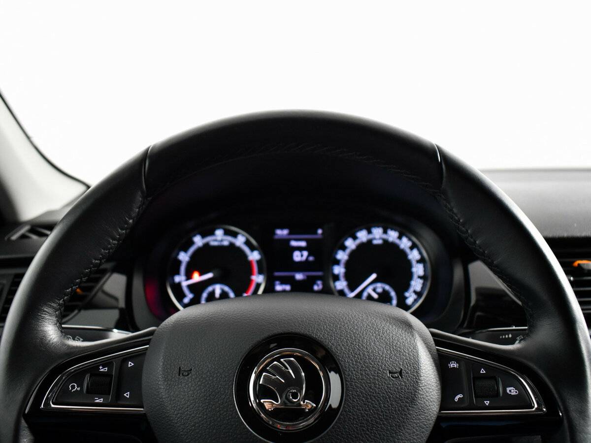 Б/У Шкода Рапид 2018 года. Фото: #14