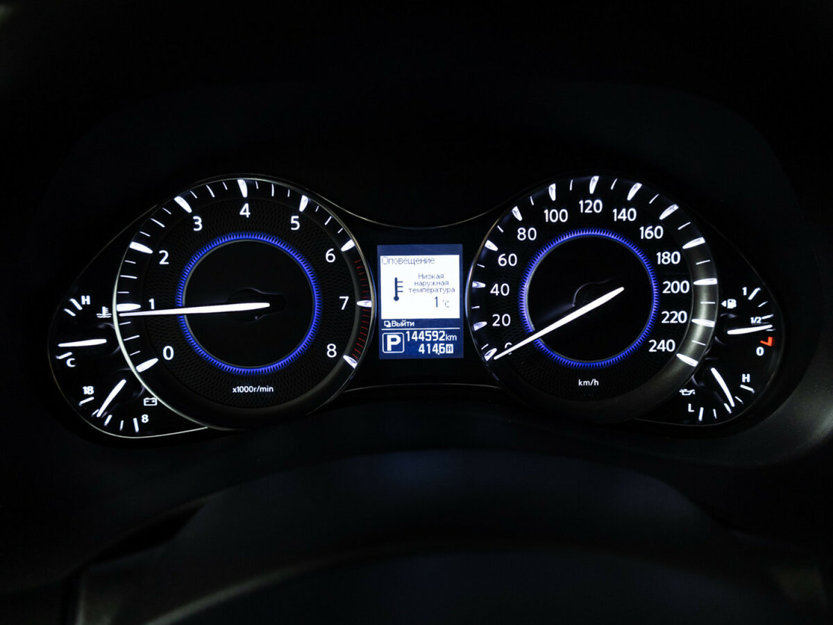 Infiniti QX80 2018 года с пробегом. Фото: #9