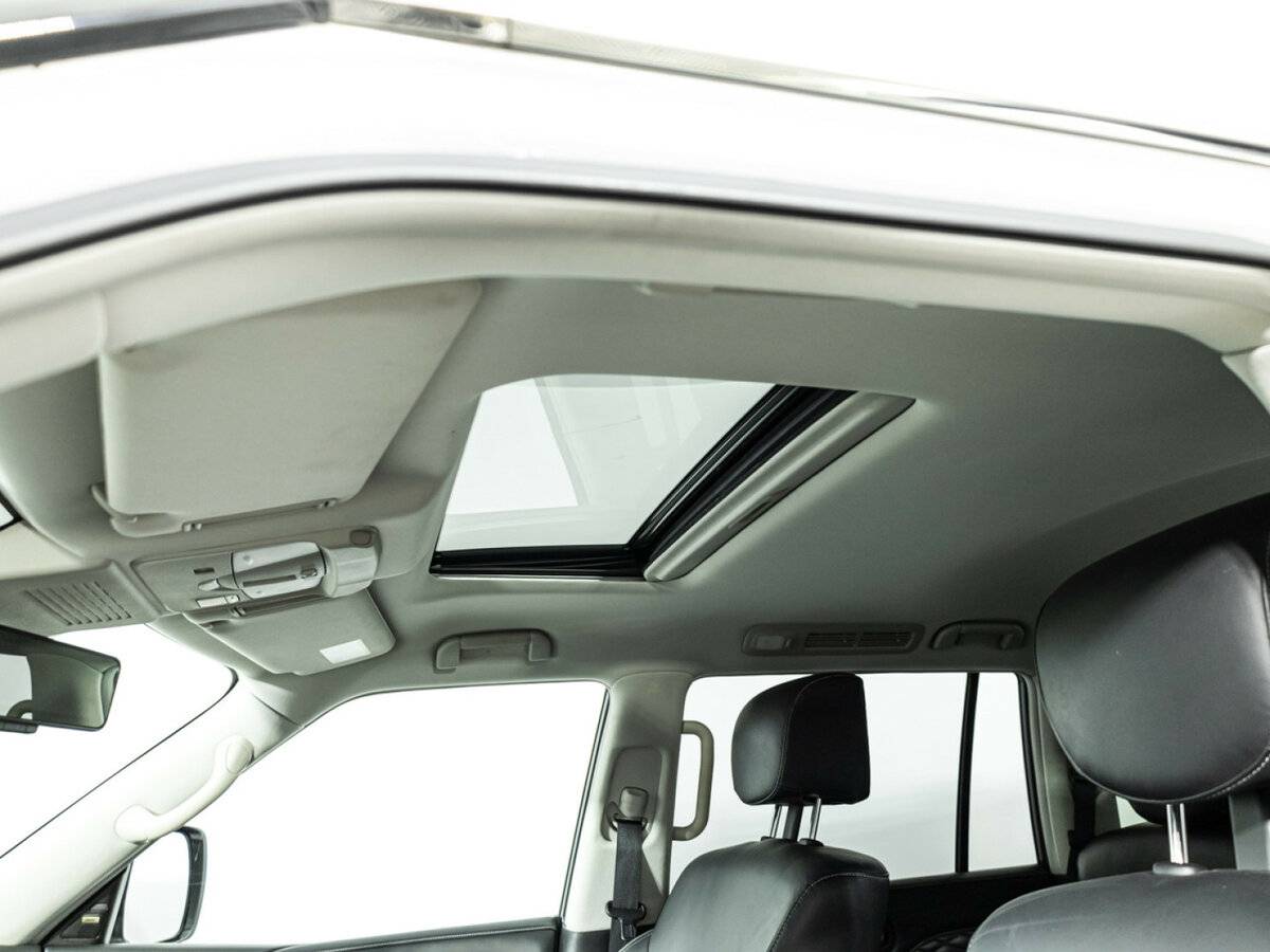 Infiniti QX80 2018 года с пробегом. Фото: #12