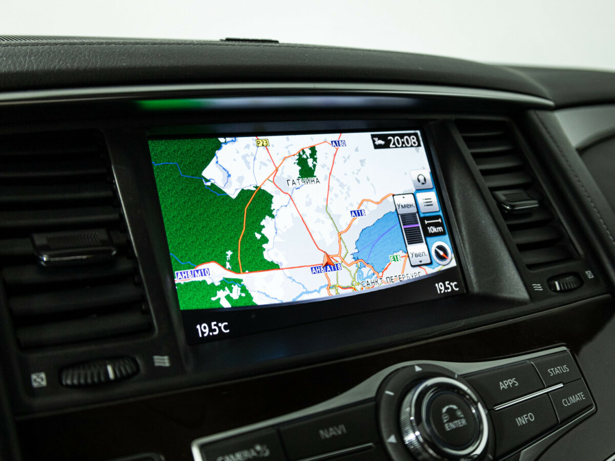 Infiniti QX80 2018 года с пробегом. Фото: #15