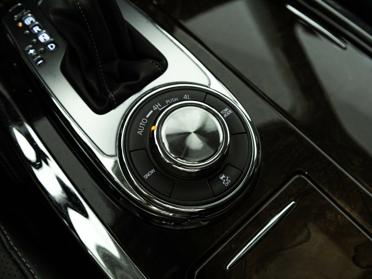 Infiniti QX80 2018 года с пробегом. Фото: #18