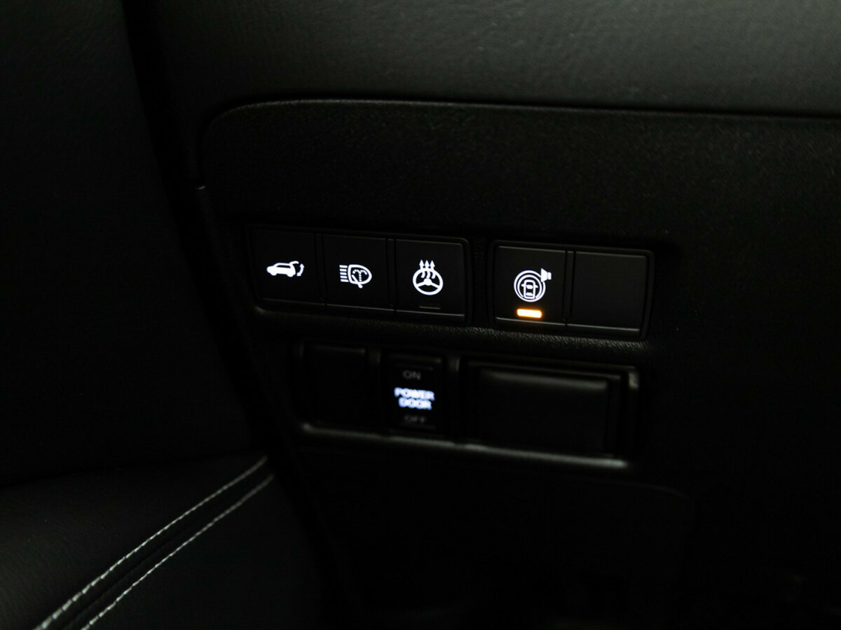 Infiniti QX80 2018 года с пробегом. Фото: #19