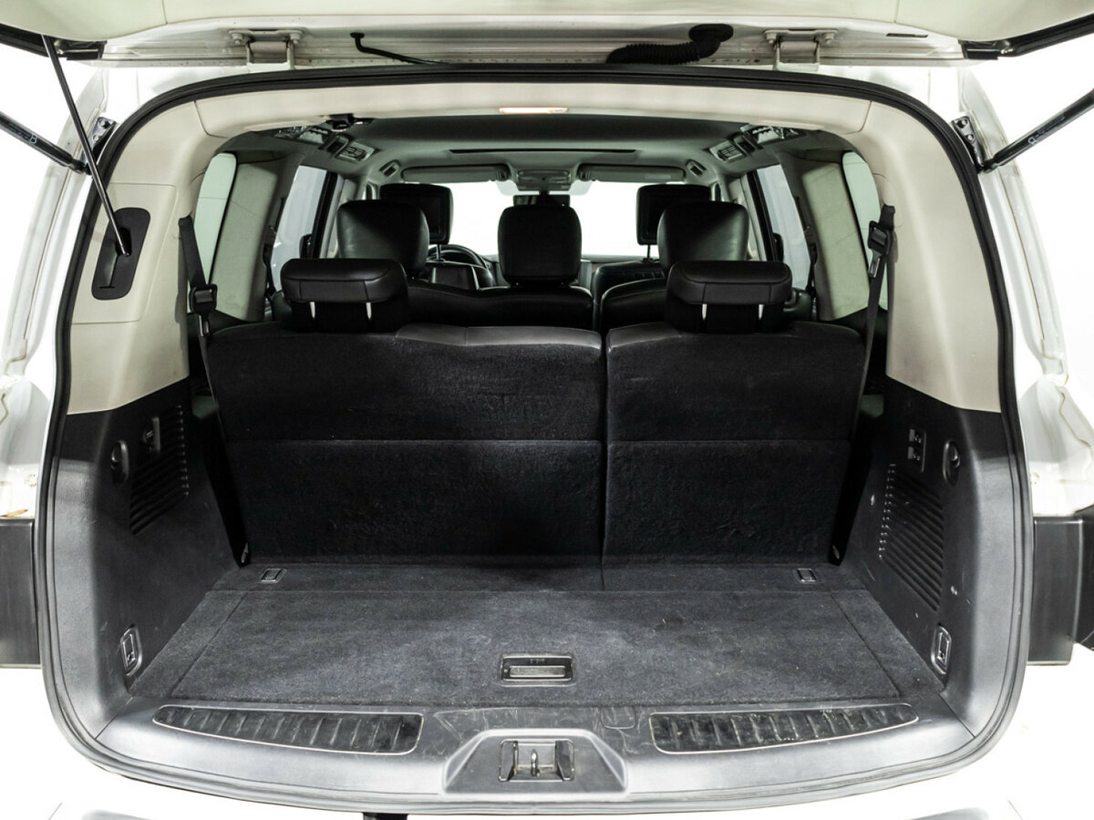 Infiniti QX80 2018 года с пробегом. Фото: #26