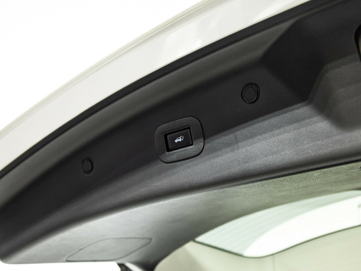 Infiniti QX80 2018 года с пробегом. Фото: #27