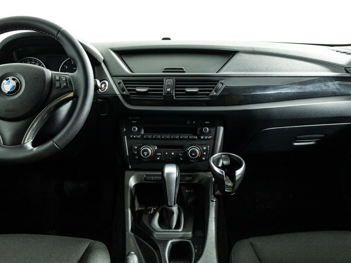BMW X1 2011 года с пробегом. Фото: #13