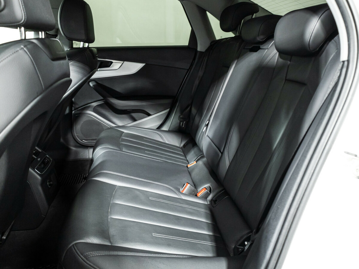 Audi A4 2018 года с пробегом. Фото: #7