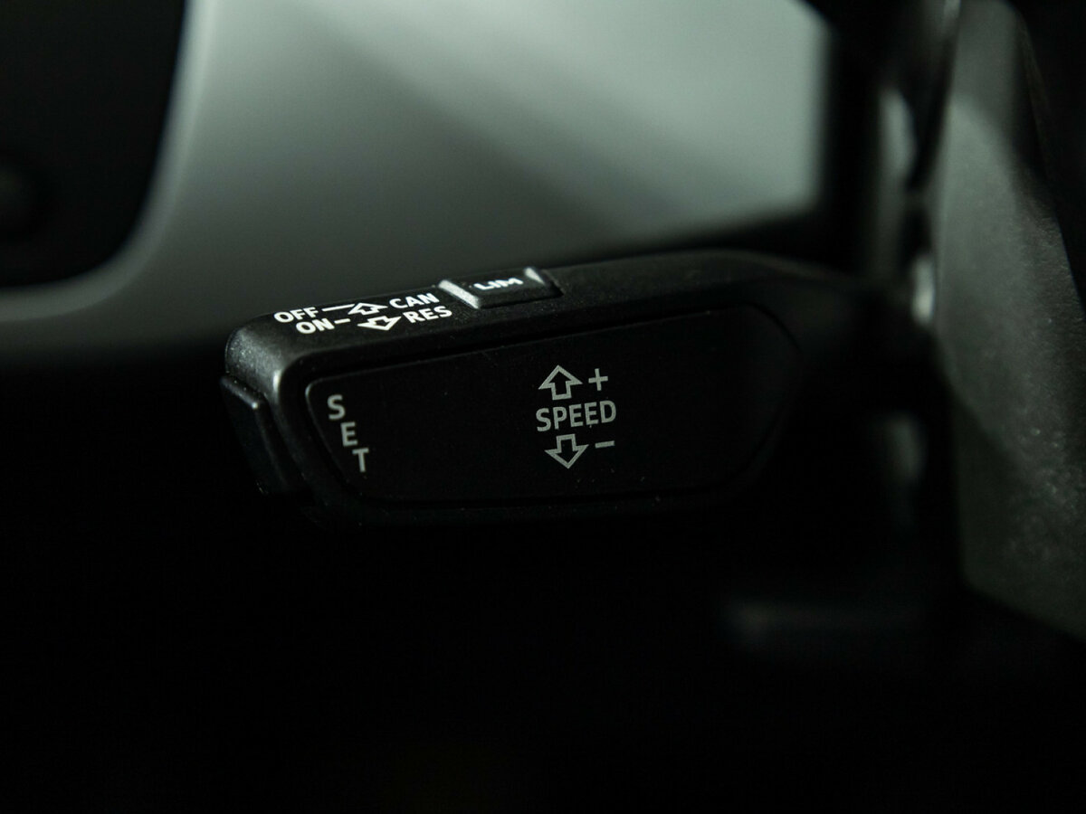 Audi A4 2018 года с пробегом. Фото: #18