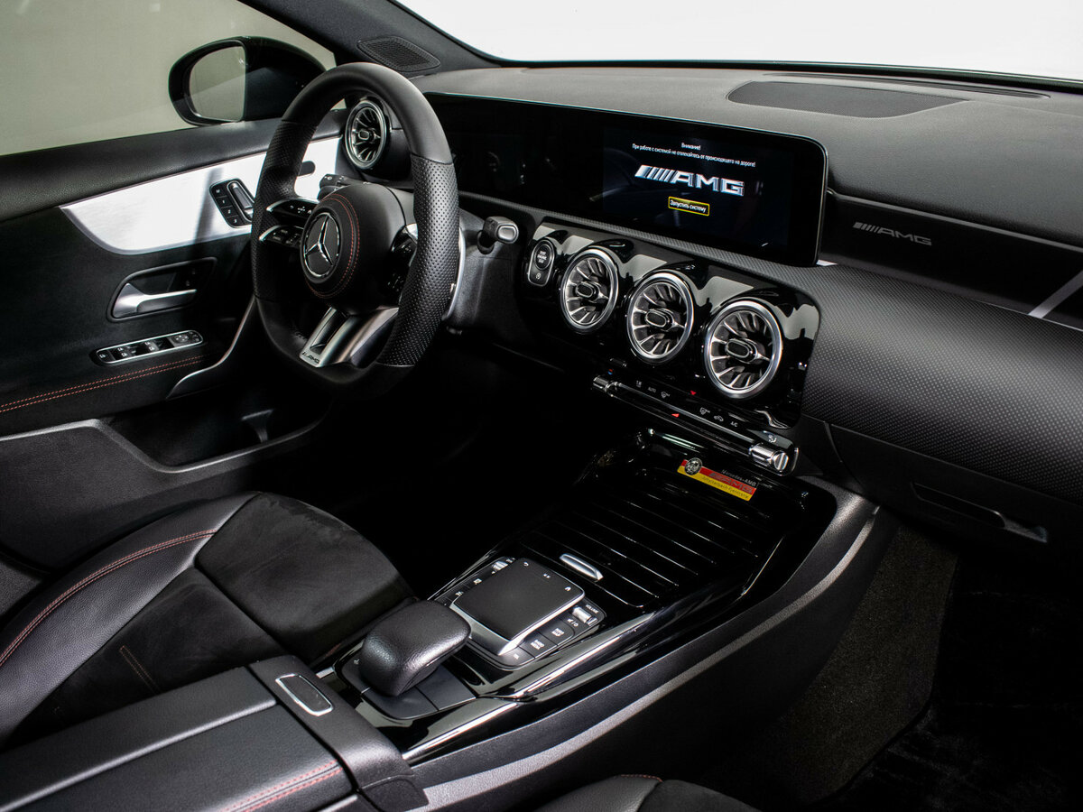 Mercedes-Benz A-Класс AMG 2021 года с пробегом. Фото: #7