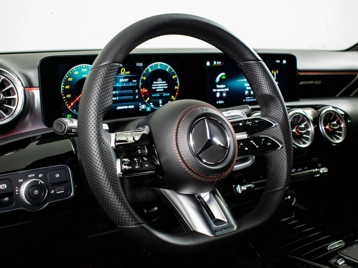 Mercedes-Benz A-Класс AMG 2021 года с пробегом. Фото: #10