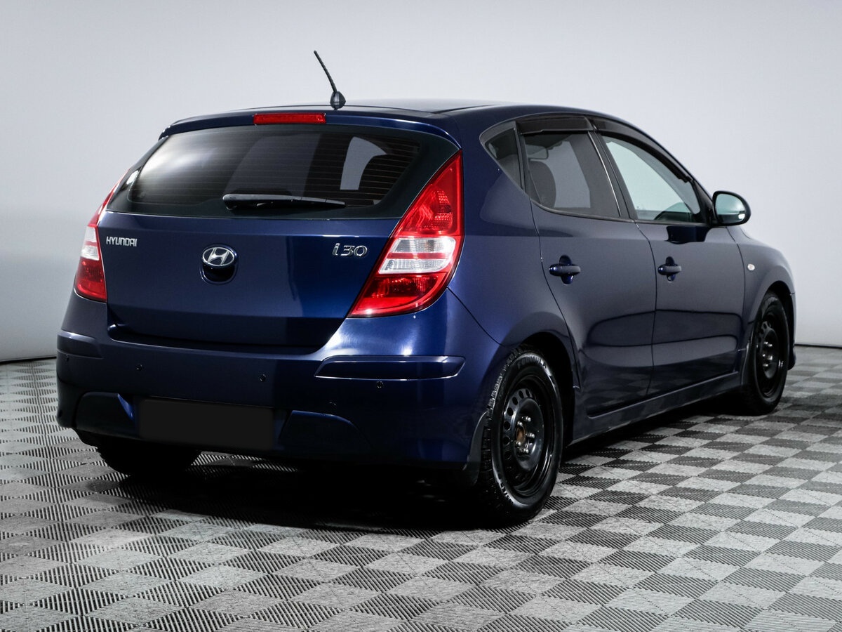 Hyundai i30 2010 года с пробегом. Фото: #3