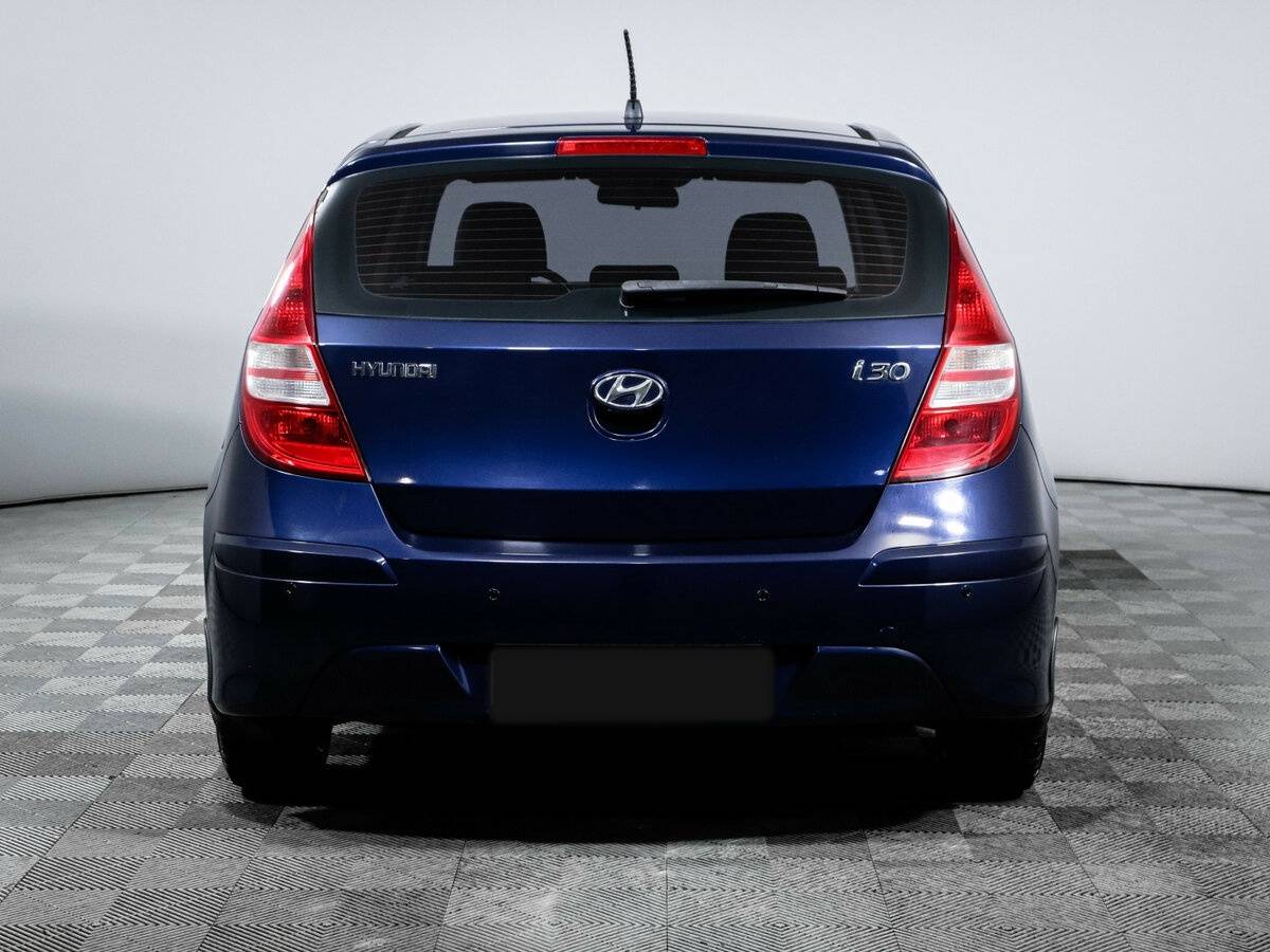 Hyundai i30 2010 года с пробегом. Фото: #4