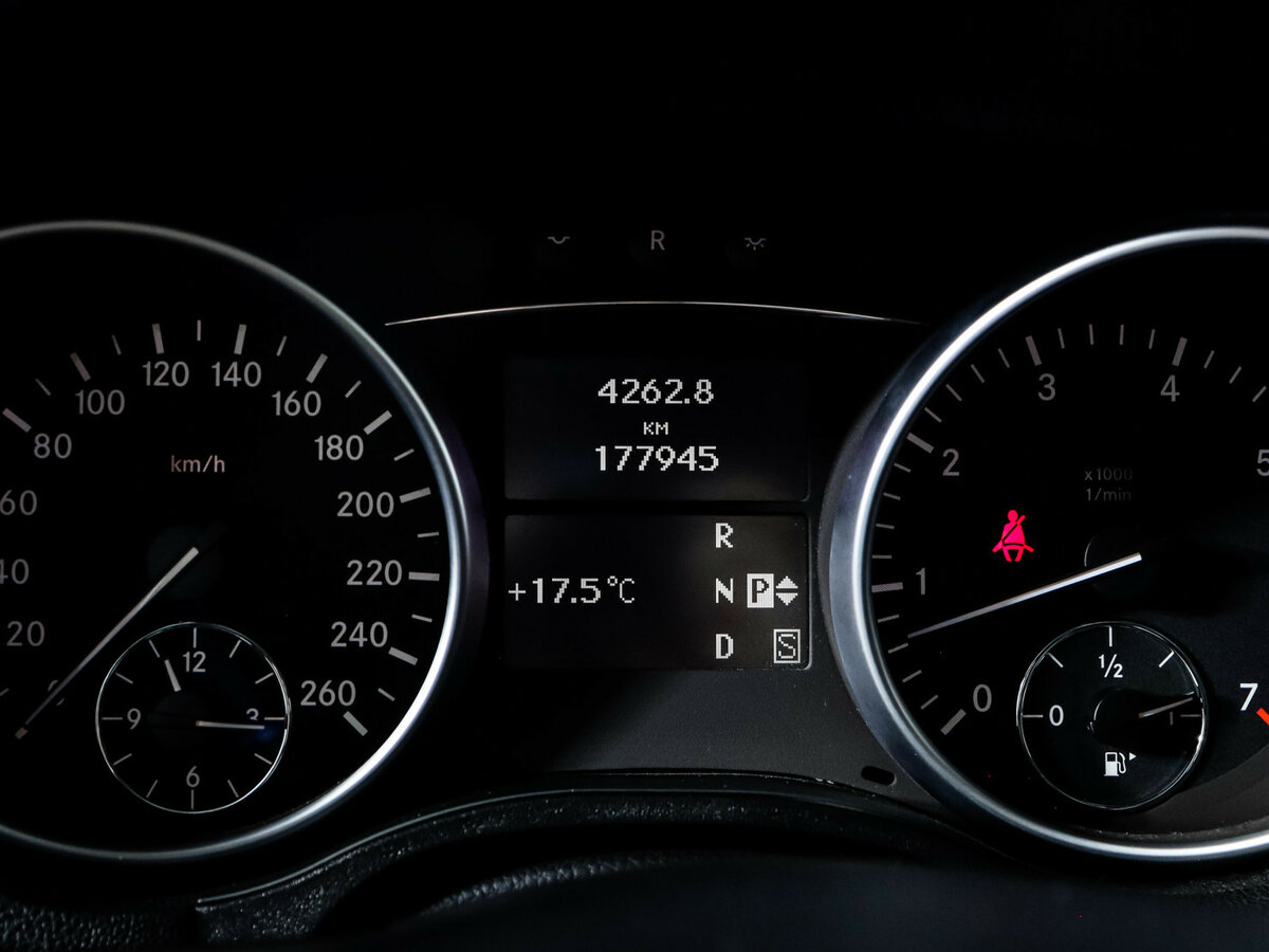 Mercedes-Benz M-Класс 2008 года с пробегом. Фото: #10