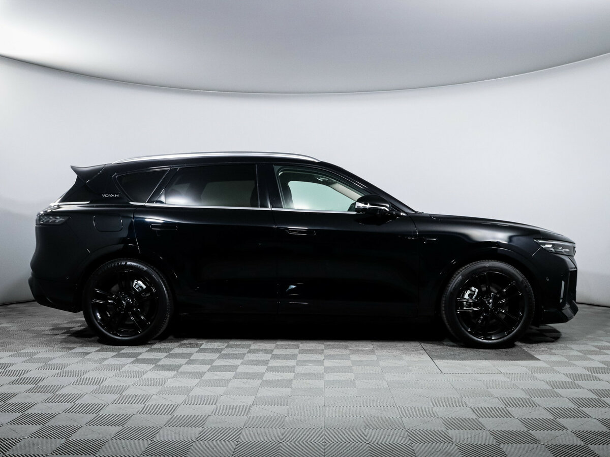 Voyah Free 2023 года с пробегом. Фото: #3