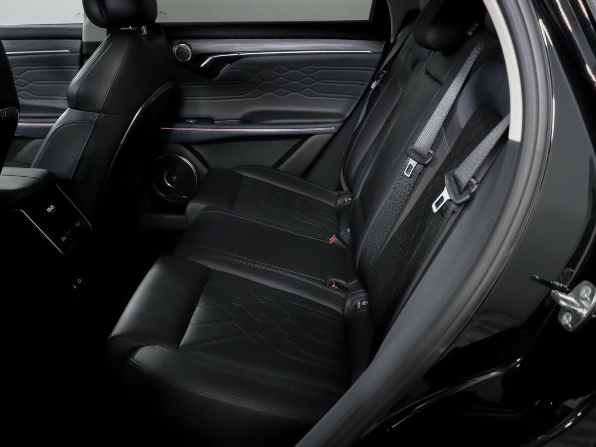 Voyah Free 2023 года с пробегом. Фото: #9