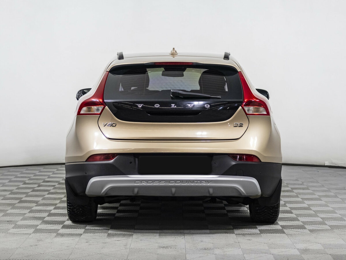 Volvo V40 Cross Country 2014 года с пробегом. Фото: #4