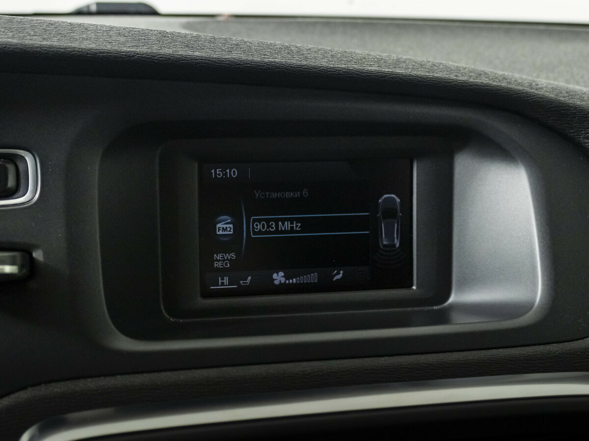 Volvo V40 Cross Country 2014 года с пробегом. Фото: #13