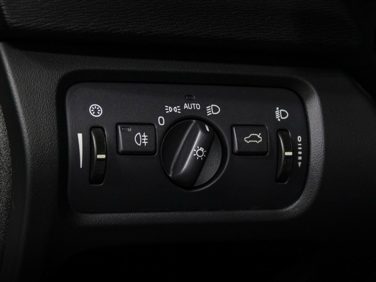 Volvo V40 Cross Country 2014 года с пробегом. Фото: #14