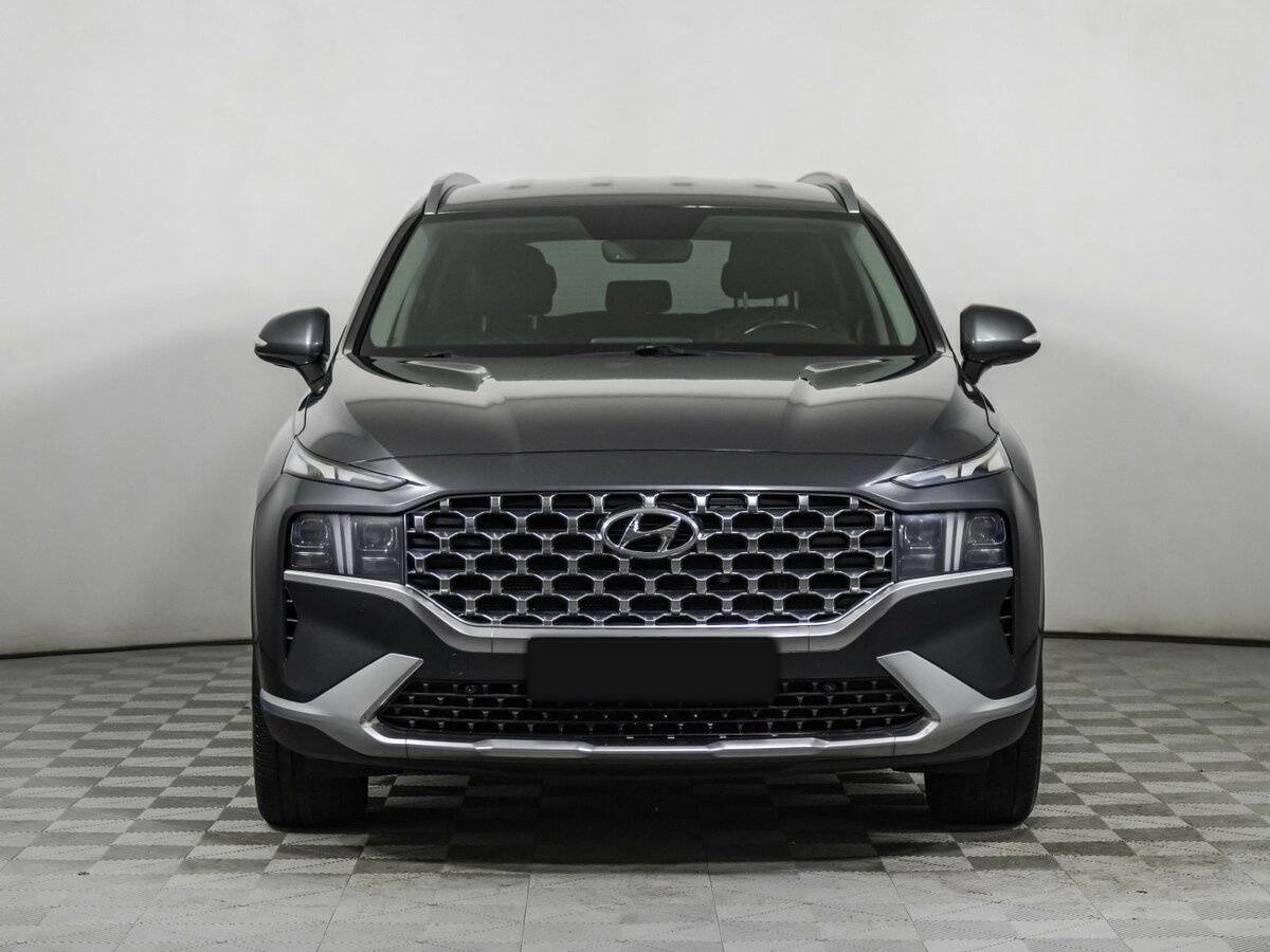Hyundai Santa Fe 2021 года с пробегом. Фото: #1
