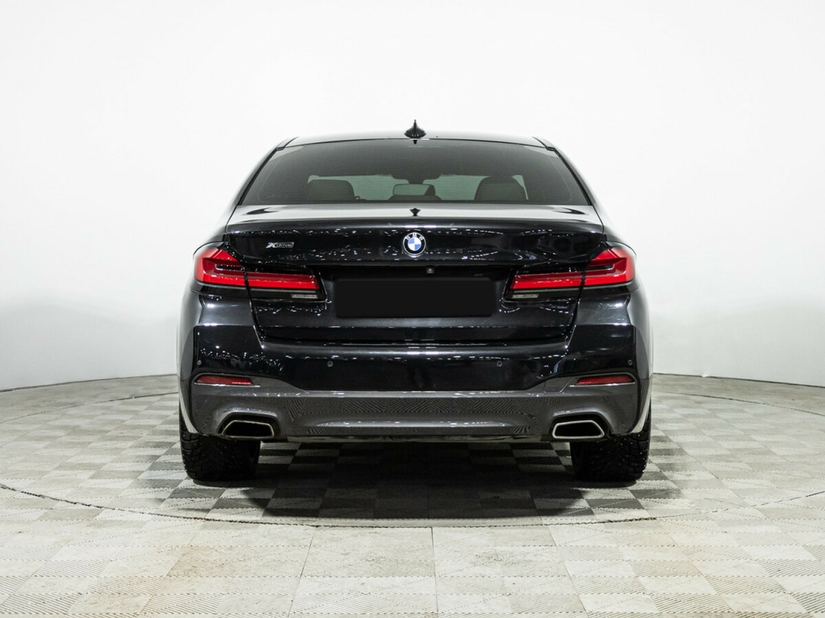 BMW 5 серии 2020 года с пробегом. Фото: #4