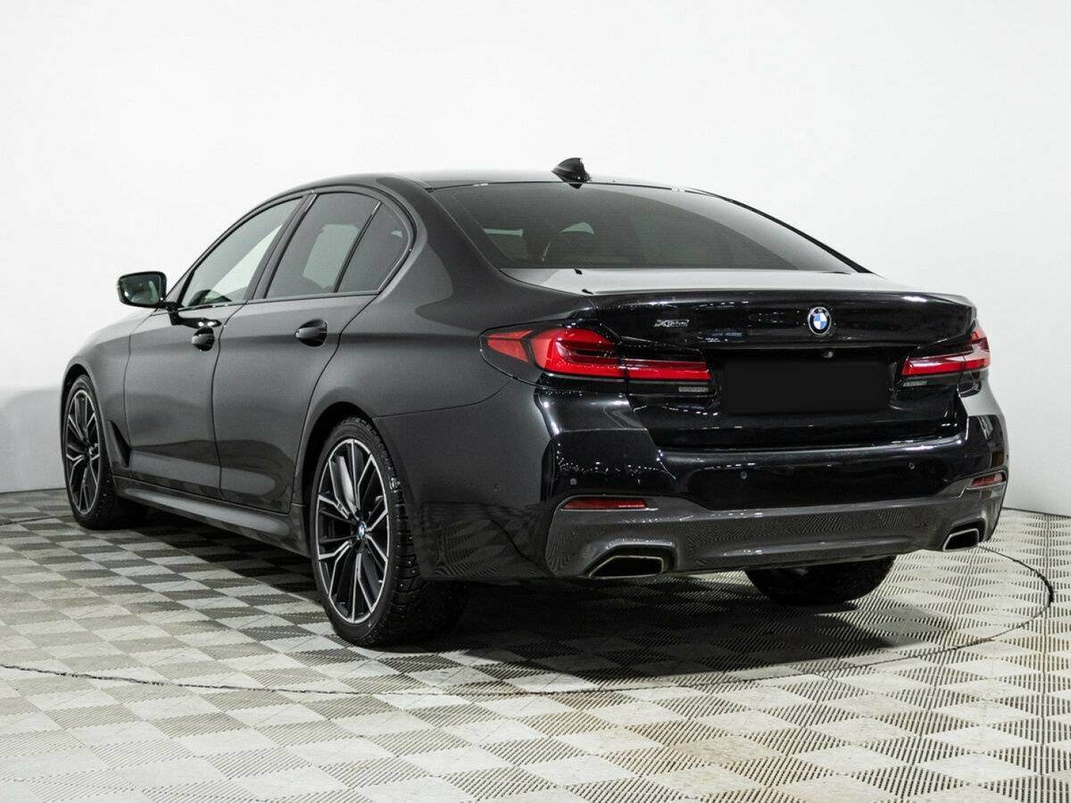 BMW 5 серии 2020 года с пробегом. Фото: #5