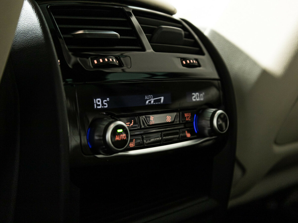 BMW 5 серии 2020 года с пробегом. Фото: #29