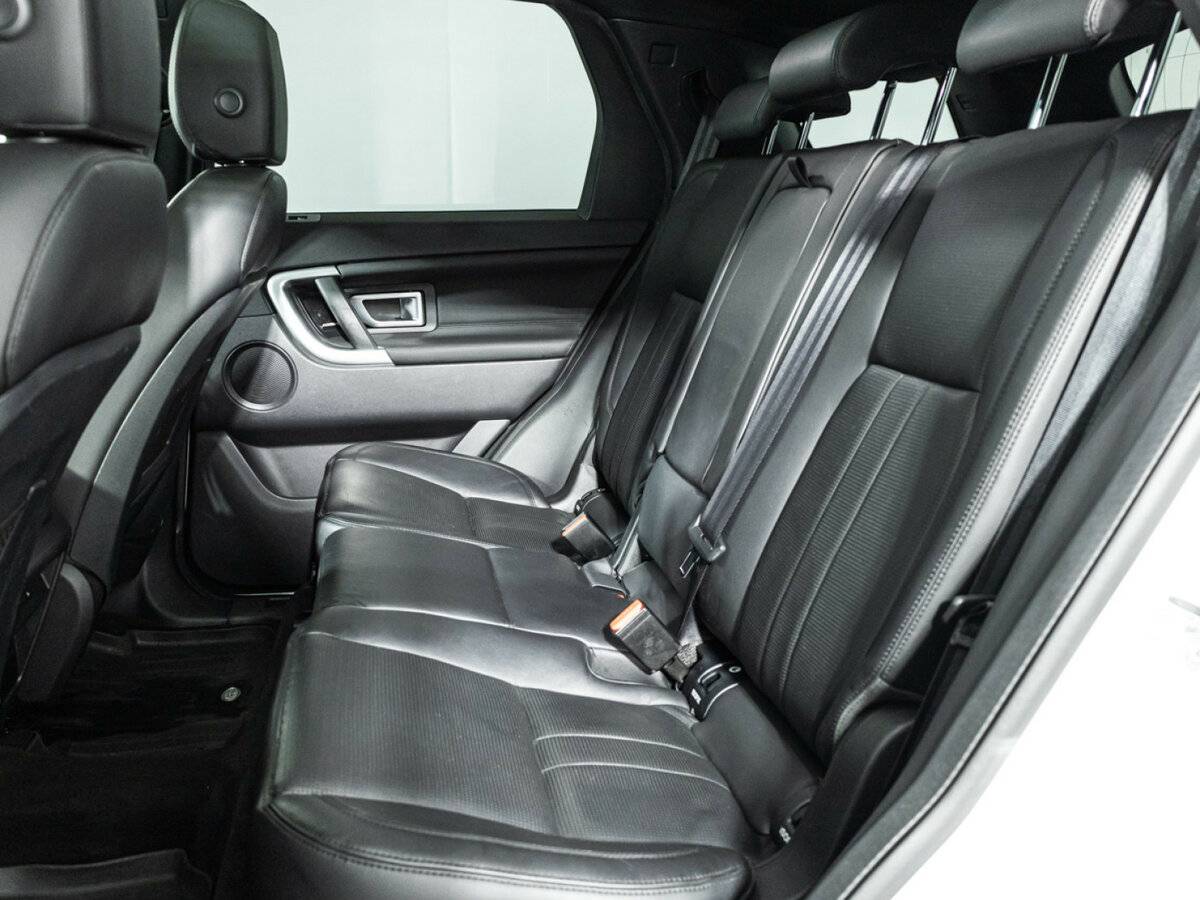 Land Rover Discovery Sport 2019 года с пробегом. Фото: #7