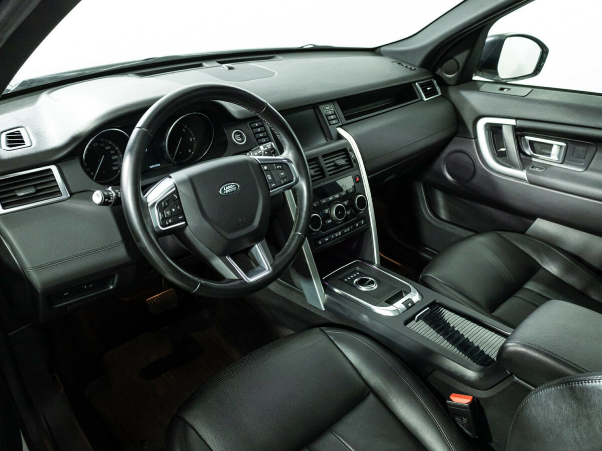Land Rover Discovery Sport 2019 года с пробегом. Фото: #8