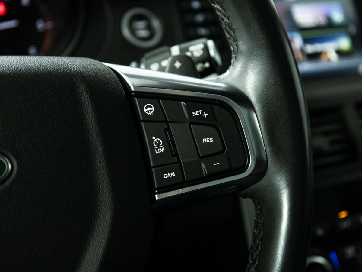 Land Rover Discovery Sport 2019 года с пробегом. Фото: #17