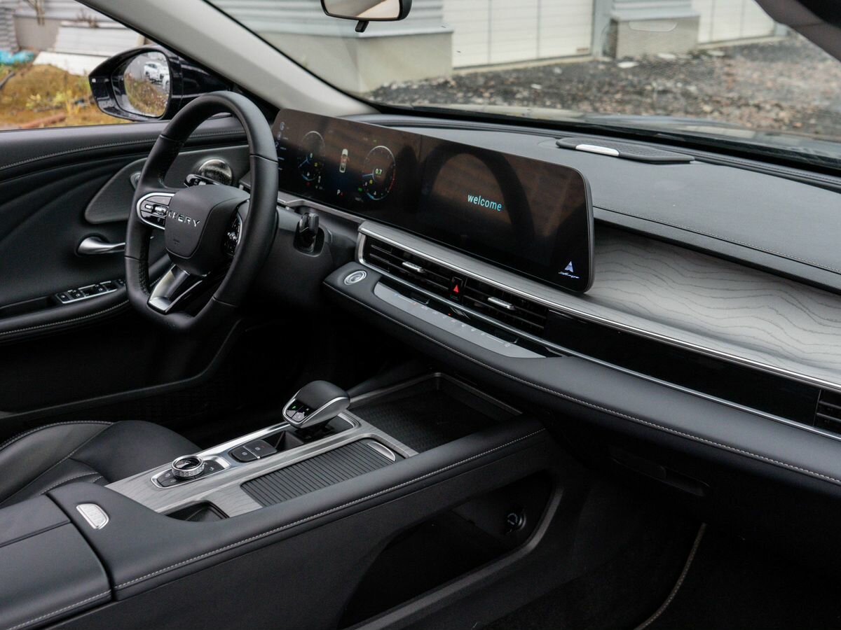 Chery Arrizo 8 2024 года с пробегом. Фото: #5