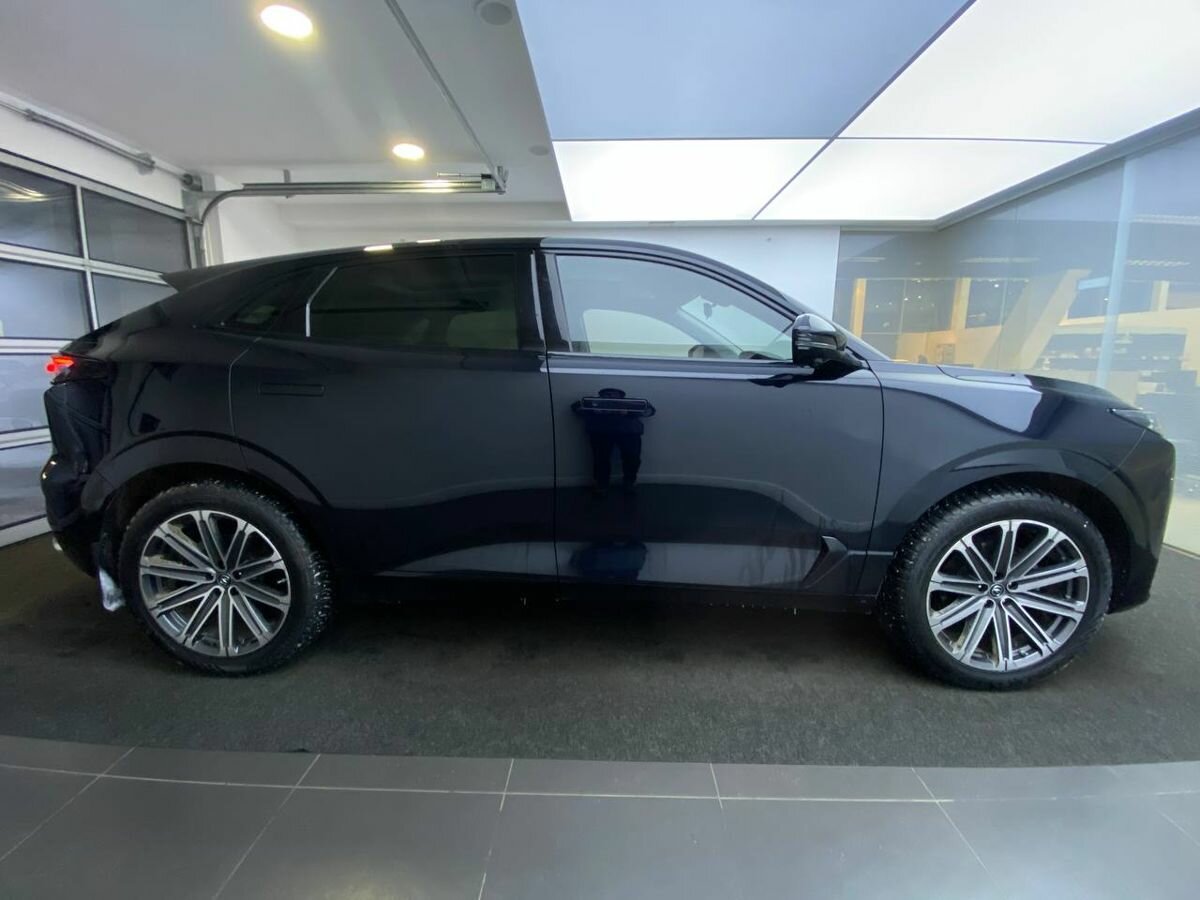 Changan UNI-K 2023 года с пробегом. Фото: #3