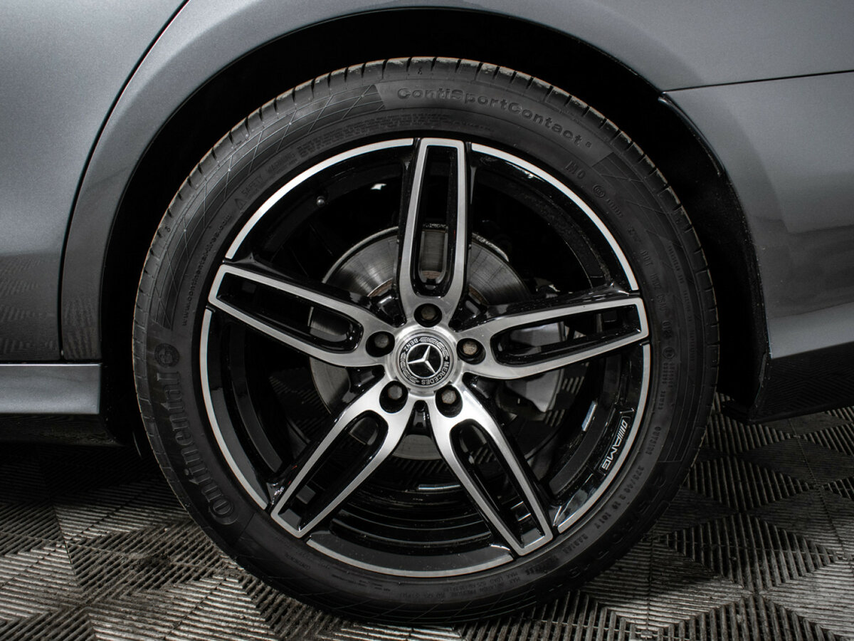 Mercedes-Benz E-Класс 2018 года с пробегом. Фото: #12