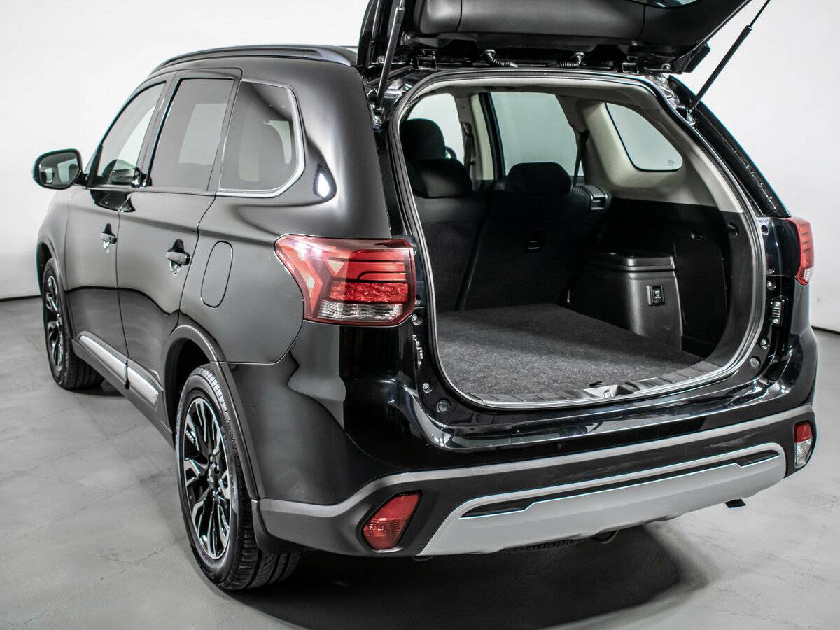 Mitsubishi Outlander 2022 года с пробегом. Фото: #8