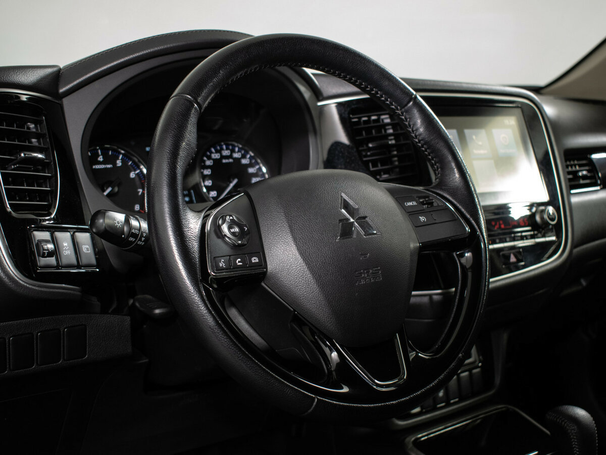 Mitsubishi Outlander 2022 года с пробегом. Фото: #13