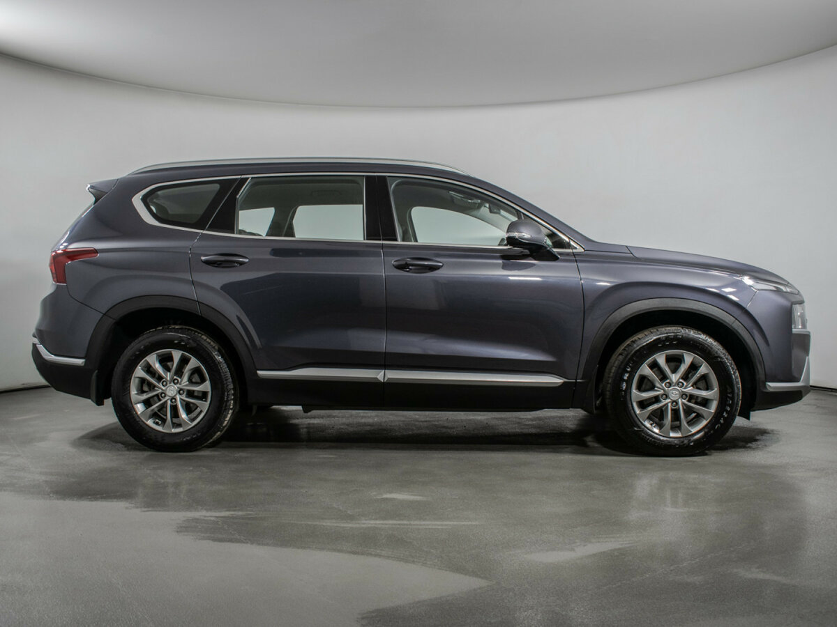 Hyundai Santa Fe 2021 года с пробегом. Фото: #3