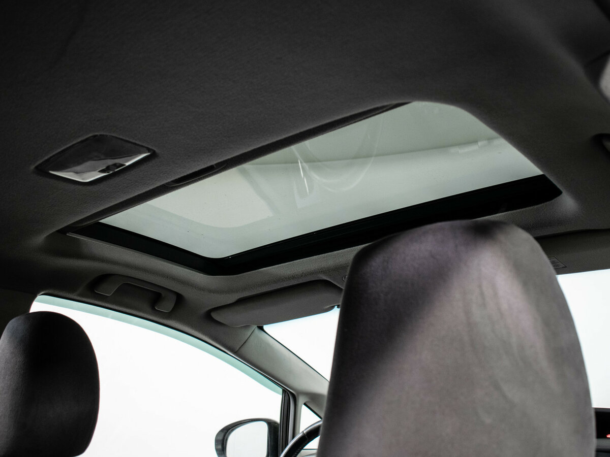 Toyota Prius 2009 года с пробегом. Фото: #9