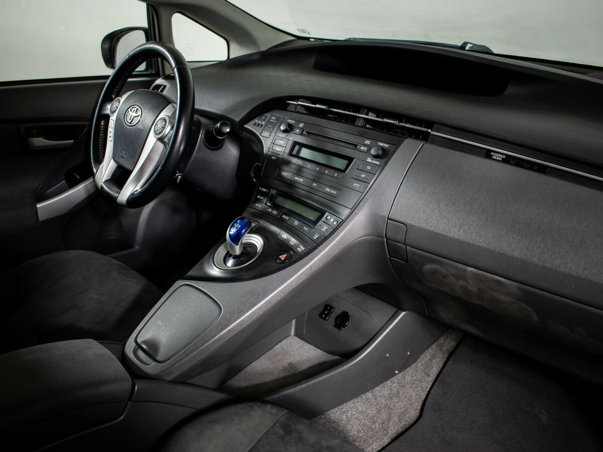 Toyota Prius 2009 года с пробегом. Фото: #10