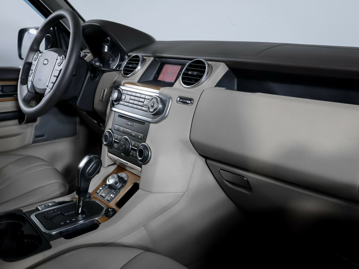 Land Rover Discovery 2011 года с пробегом. Фото: #8