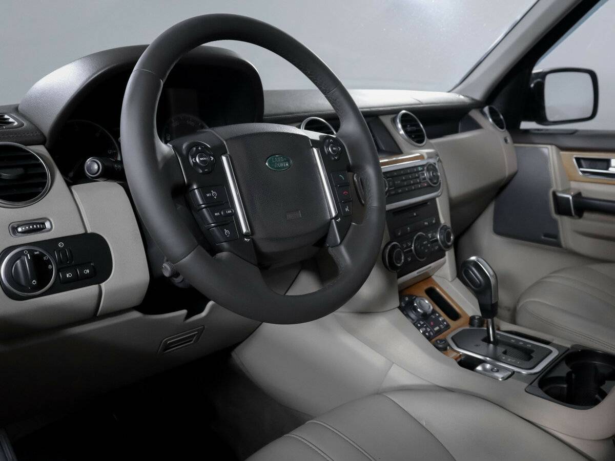 Land Rover Discovery 2011 года с пробегом. Фото: #13