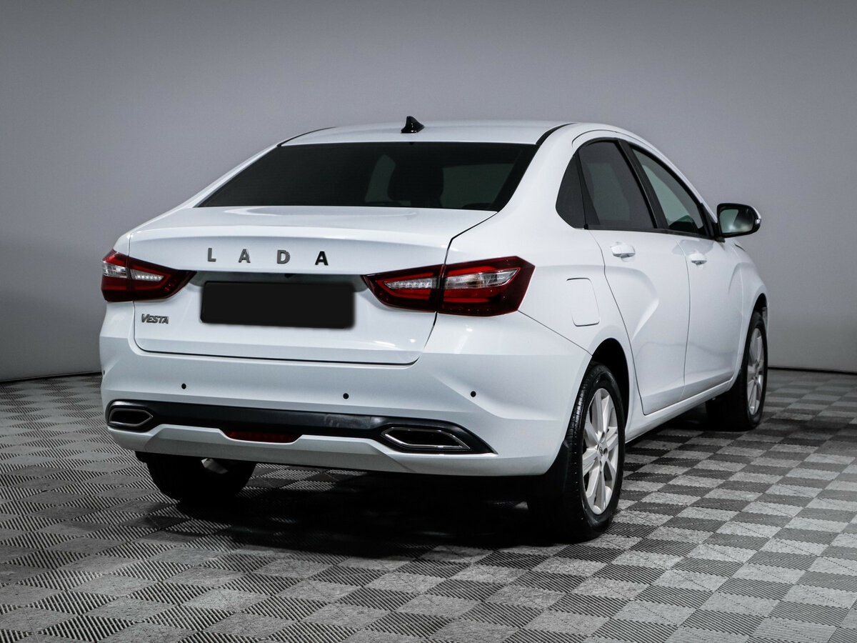 Lada (ВАЗ) Vesta 2023 года с пробегом. Фото: #3
