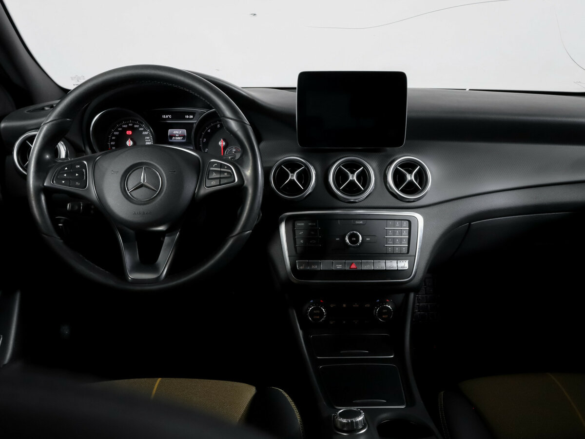 Mercedes-Benz GLA 2017 года с пробегом. Фото: #11