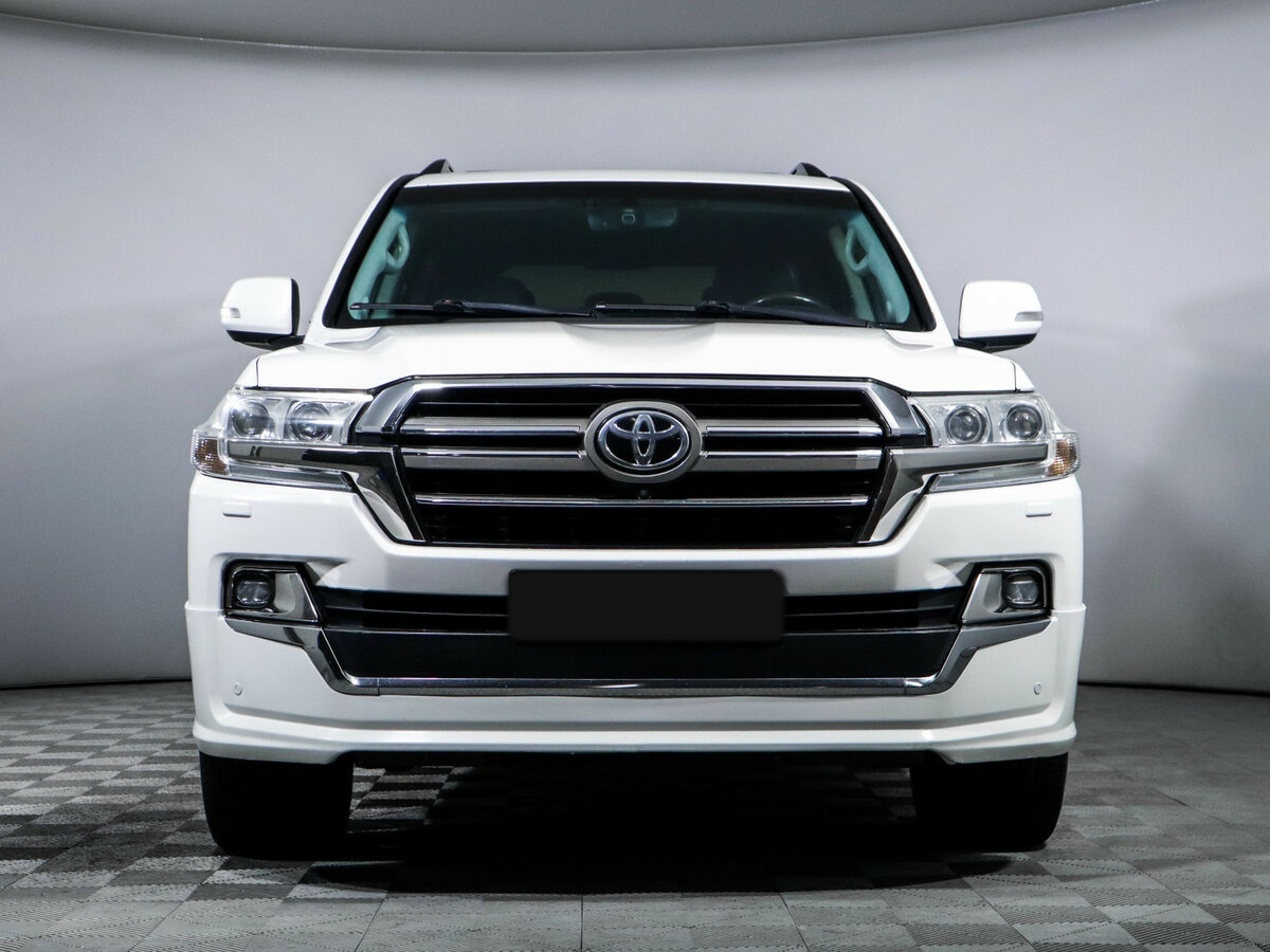 Toyota Land Cruiser 2015 года с пробегом. Фото: #1