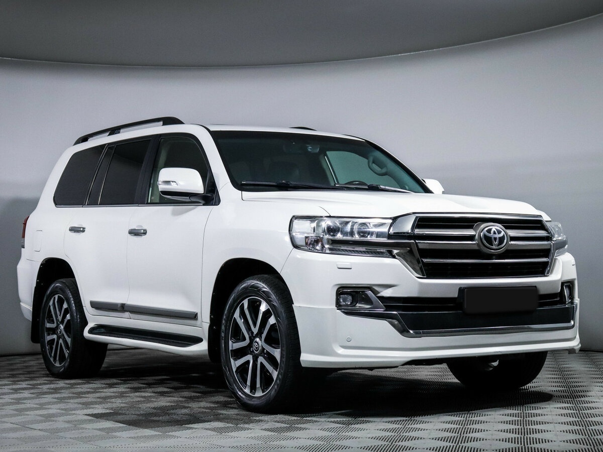 Toyota Land Cruiser 2015 года с пробегом. Фото: #2