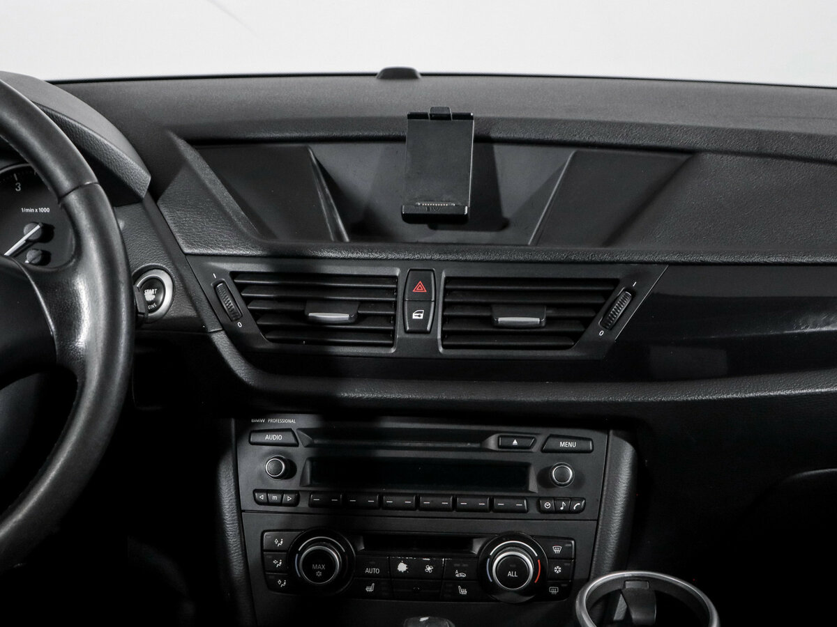 BMW X1 2010 года с пробегом. Фото: #12