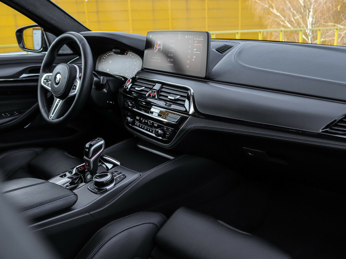 BMW M5 2021 года с пробегом. Фото: #6